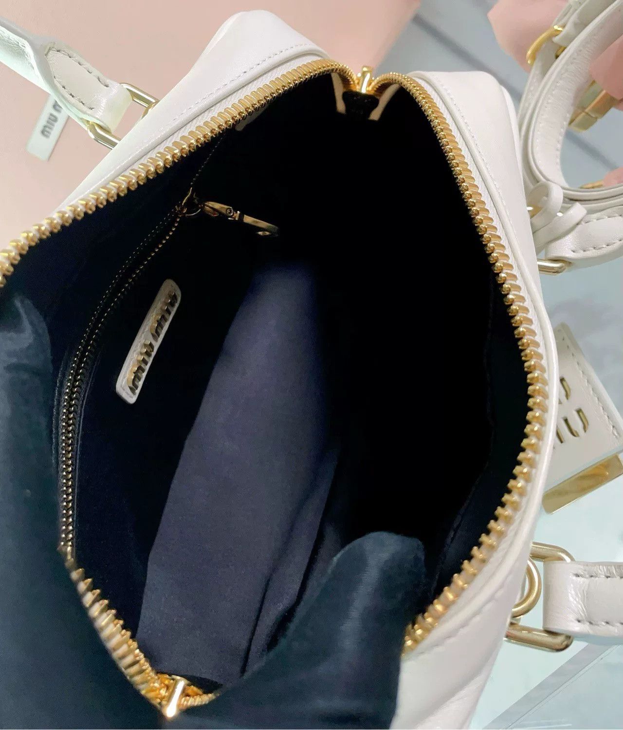 Miu Miu Pre-loved Bag Very good condition Size ONE SIZE - 9 Thumbnail
