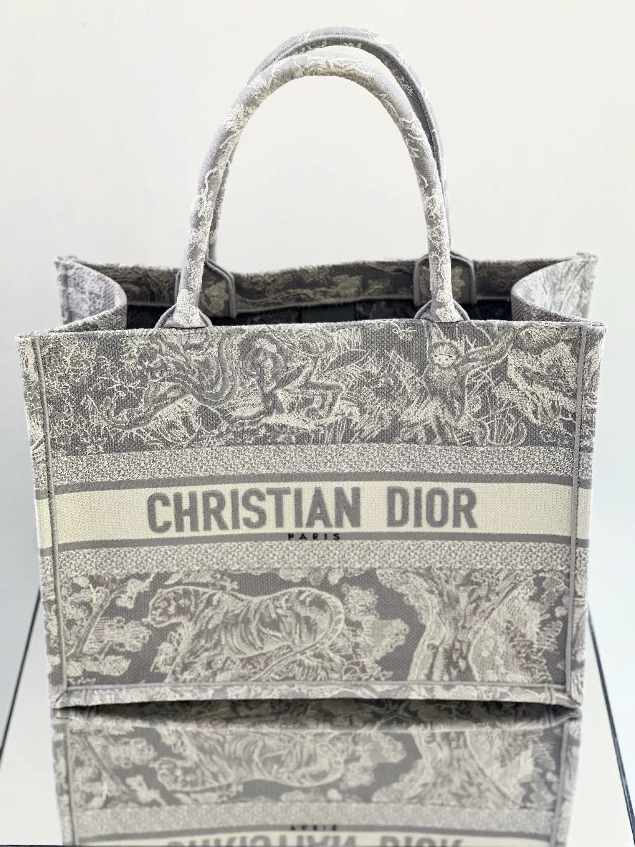 Dior Pre-loved Bag Very good condition Size ONE SIZE - 2 Thumbnail