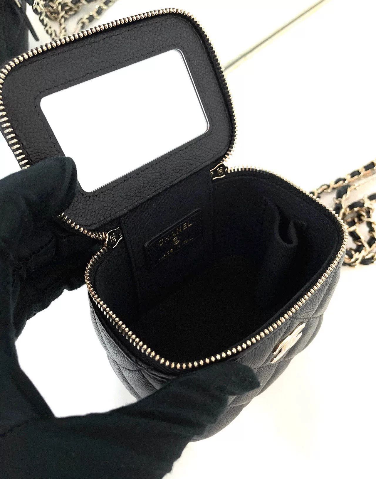 Chanel Pre-loved Bag Very good condition Size ONE SIZE - 7 Thumbnail