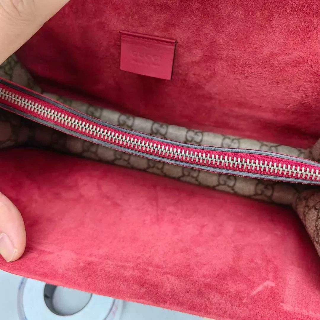 Gucci Pre-loved Bag Very good condition Size ONE SIZE - 3 Thumbnail