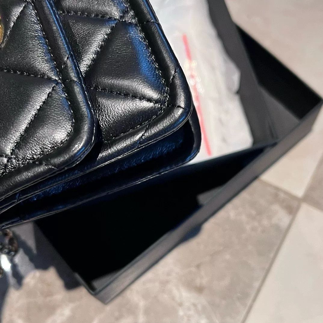 Chanel Pre-loved Bag Very good condition Size ONE SIZE - 6 Thumbnail
