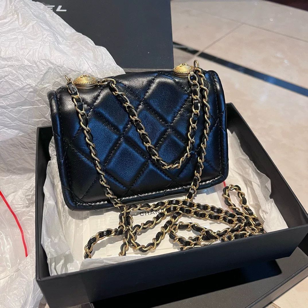 Chanel Pre-loved Bag Very good condition Size ONE SIZE - 2 Thumbnail