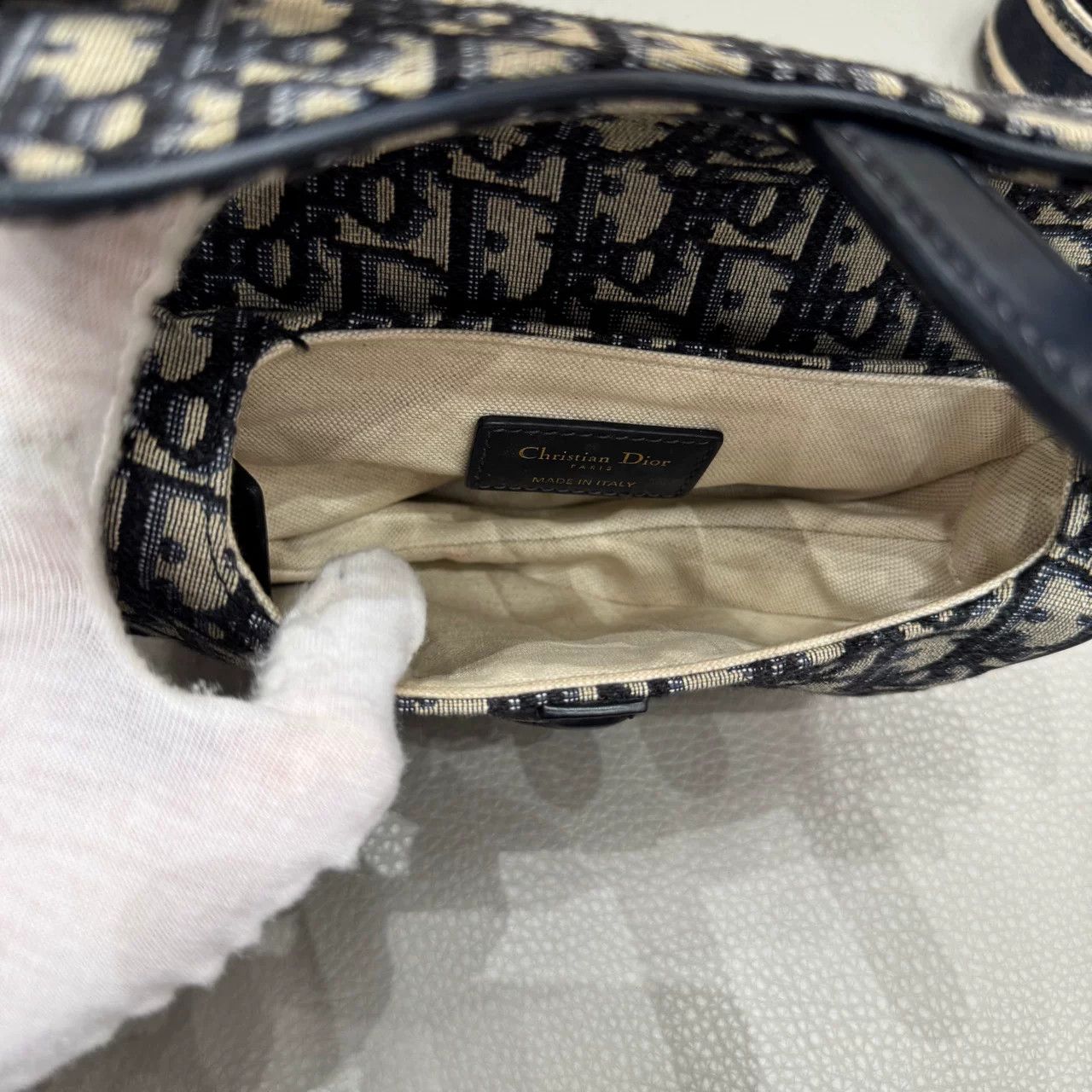 Dior Pre-loved Bag Very good condition Size ONE SIZE - 4 Thumbnail