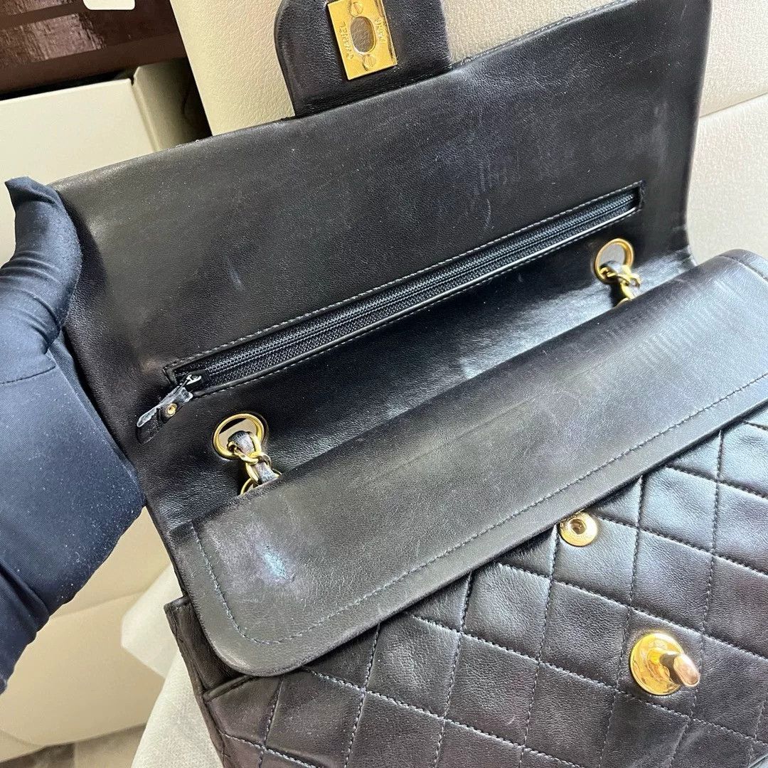 Chanel Pre-loved Bag Very good condition Size ONE SIZE - 8 Thumbnail