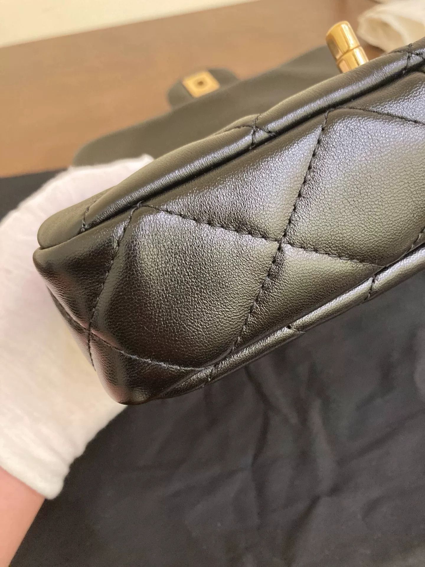 Chanel Pre-loved Bag Very good condition Size ONE SIZE - 7 Thumbnail
