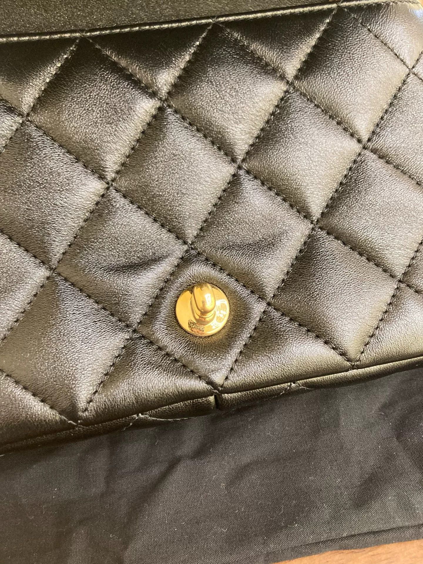 Chanel Pre-loved Bag Very good condition Size ONE SIZE - 3 Thumbnail
