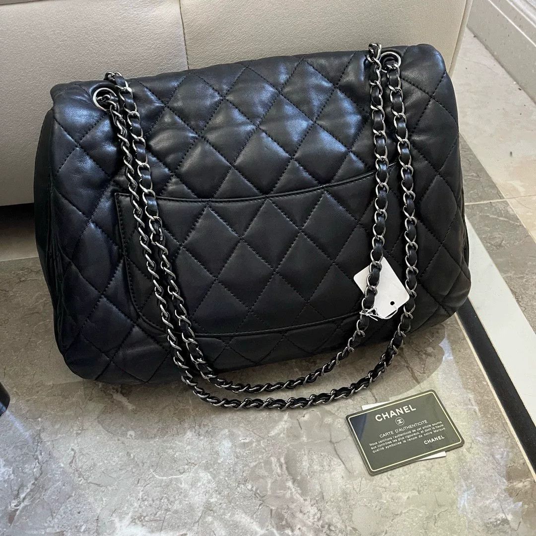 Chanel Pre-loved Bag Very good condition Size ONE SIZE - 2 Thumbnail