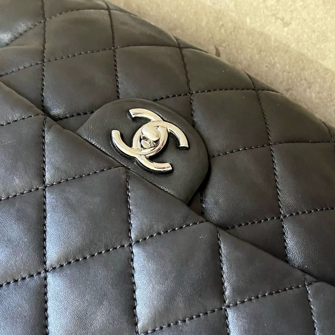Chanel Pre-loved Bag Very good condition Size ONE SIZE - 3 Thumbnail