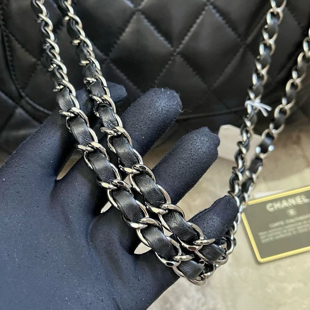 Chanel Pre-loved Bag Very good condition Size ONE SIZE - 8 Thumbnail