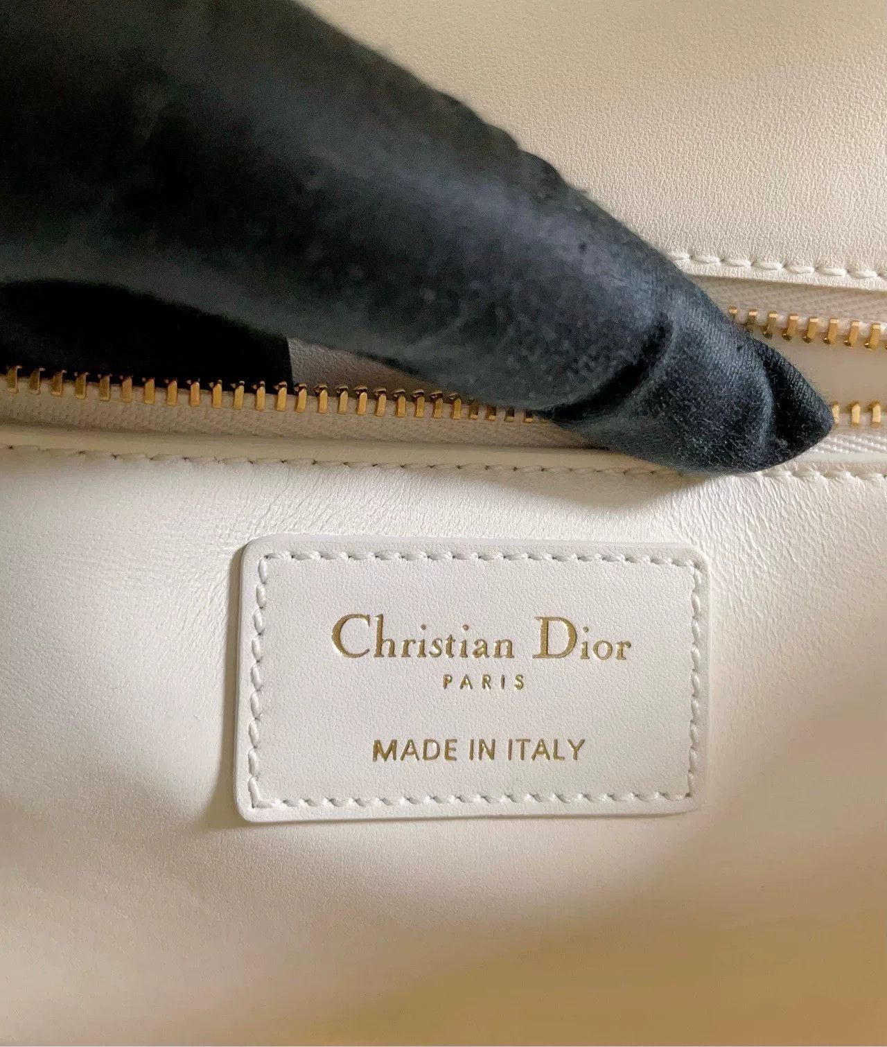 Dior Pre-loved Bag Very good condition Size ONE SIZE - 8 Thumbnail