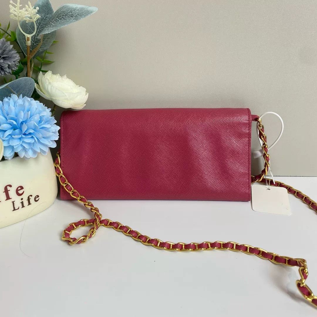Prada Pre-loved Bag Very good condition Size ONE SIZE - 6 Thumbnail