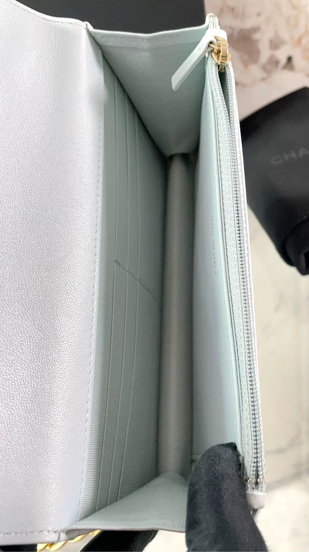 Chanel Pre-loved Bag Very good condition Size ONE SIZE - 9 Thumbnail