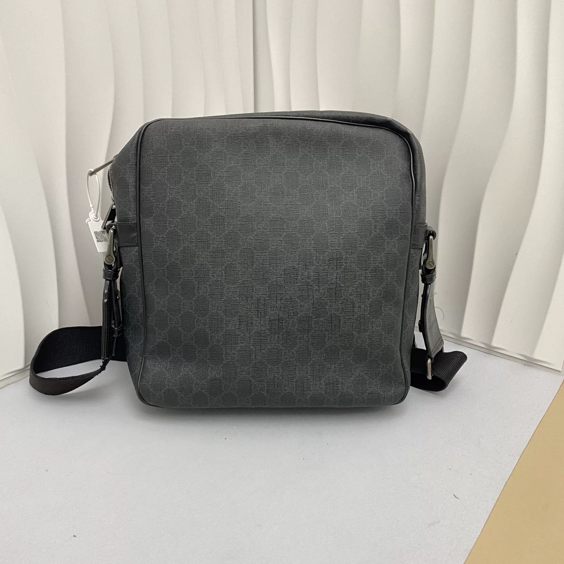 Gucci Pre-loved Bag Very good condition Size ONE SIZE - 3 Thumbnail