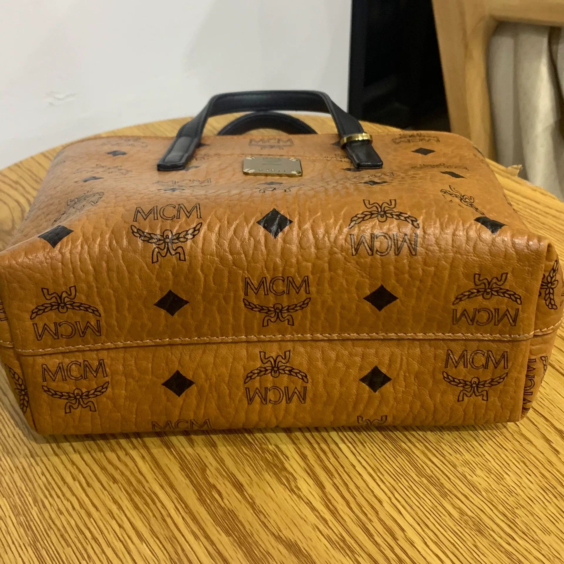 MCM Pre-loved Bag Very good condition Size ONE SIZE - 5 Thumbnail