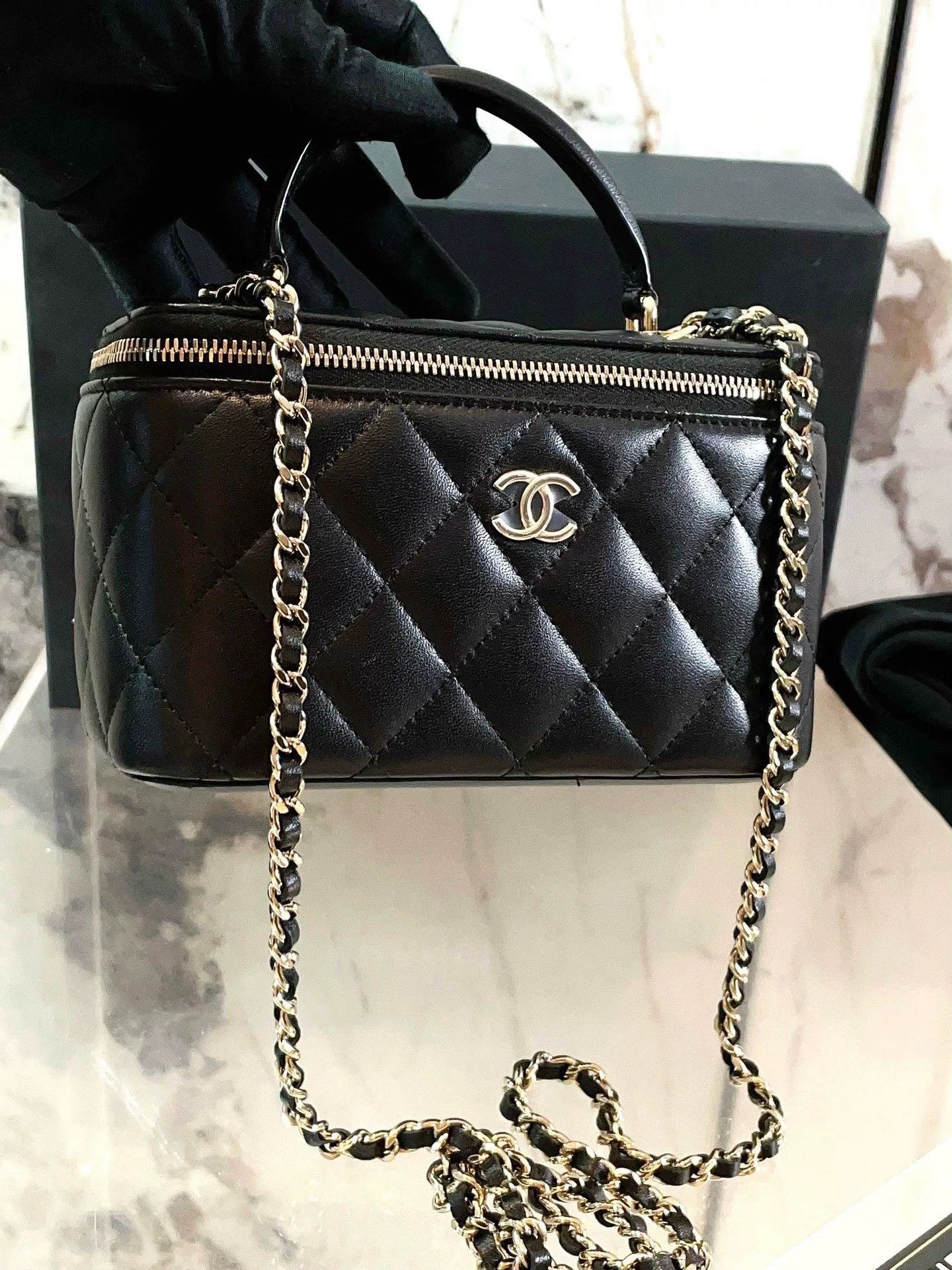 Chanel Pre-loved Bag Very good condition Size ONE SIZE - 7 Thumbnail