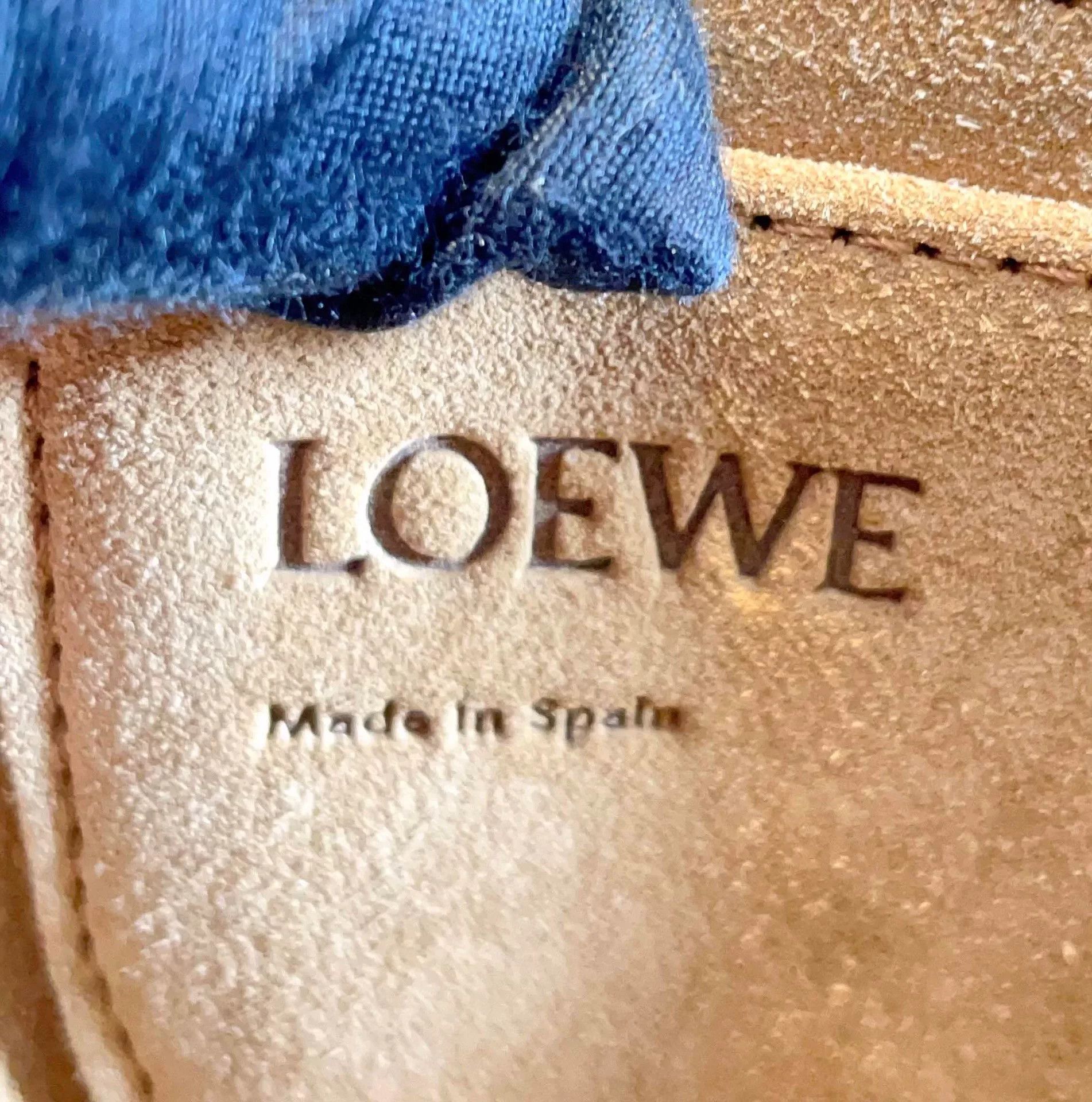 Loewe Pre-loved Bag Very good condition Size ONE SIZE - 8 Thumbnail