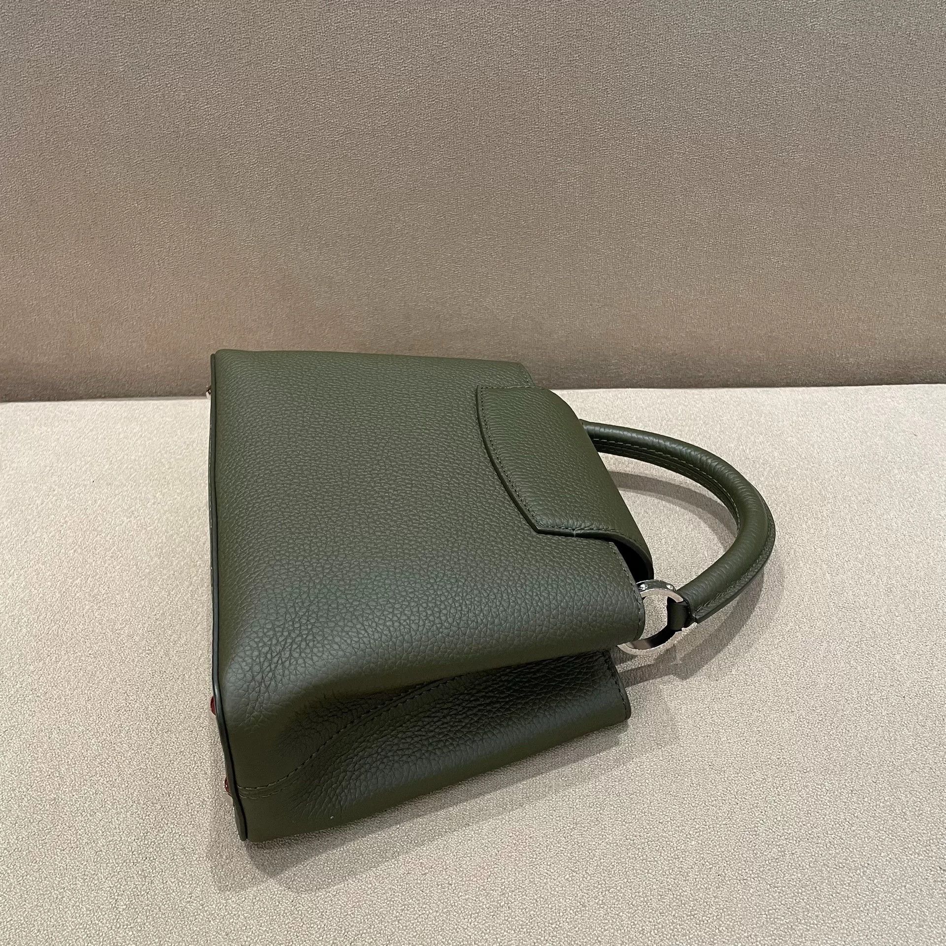 Louis Vuitton Pre-loved Bag Very good condition Size ONE SIZE - 5 Thumbnail
