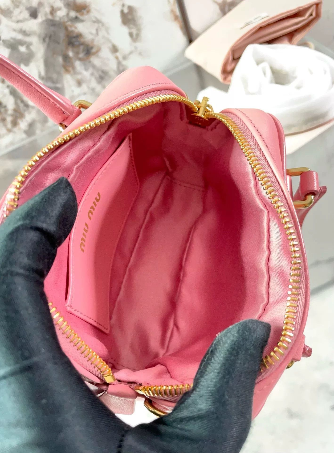 Miu Miu Pre-loved Bag Very good condition Size ONE SIZE - 9 Thumbnail