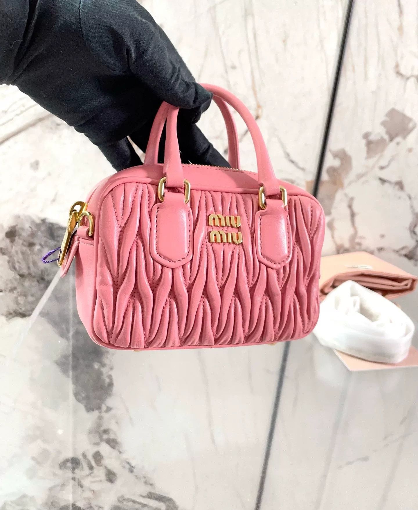 Miu Miu Pre-loved Bag Very good condition Size ONE SIZE - 6 Thumbnail
