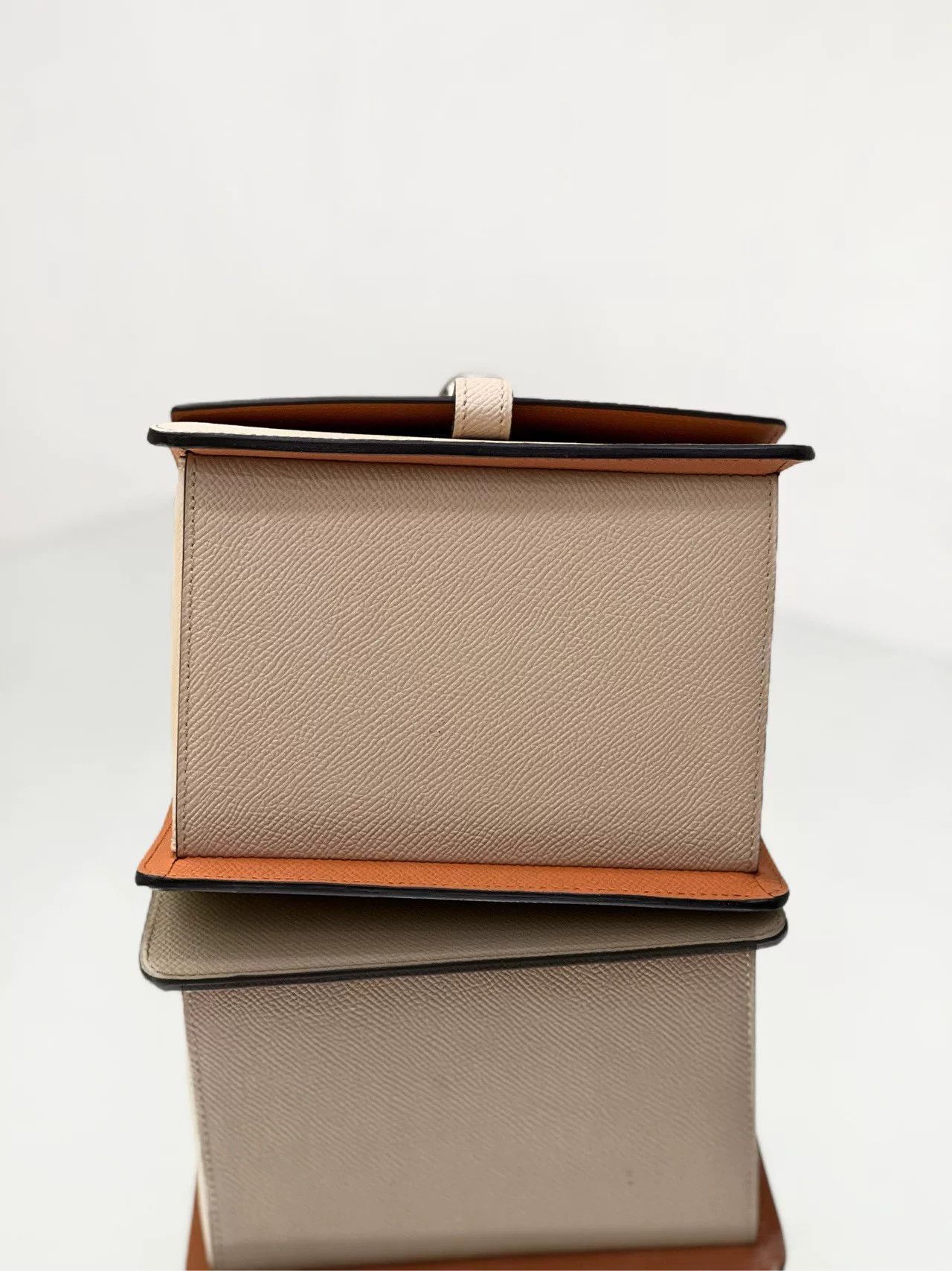 Moynat Pre-loved Bag Very good condition Size ONE SIZE - 5 Thumbnail