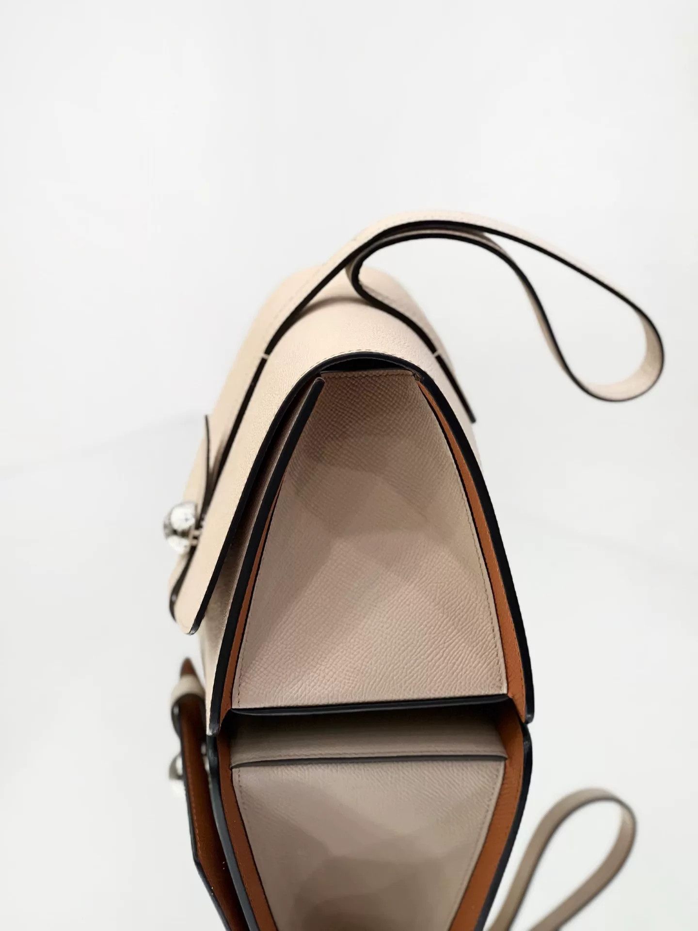 Moynat Pre-loved Bag Very good condition Size ONE SIZE - 2 Thumbnail
