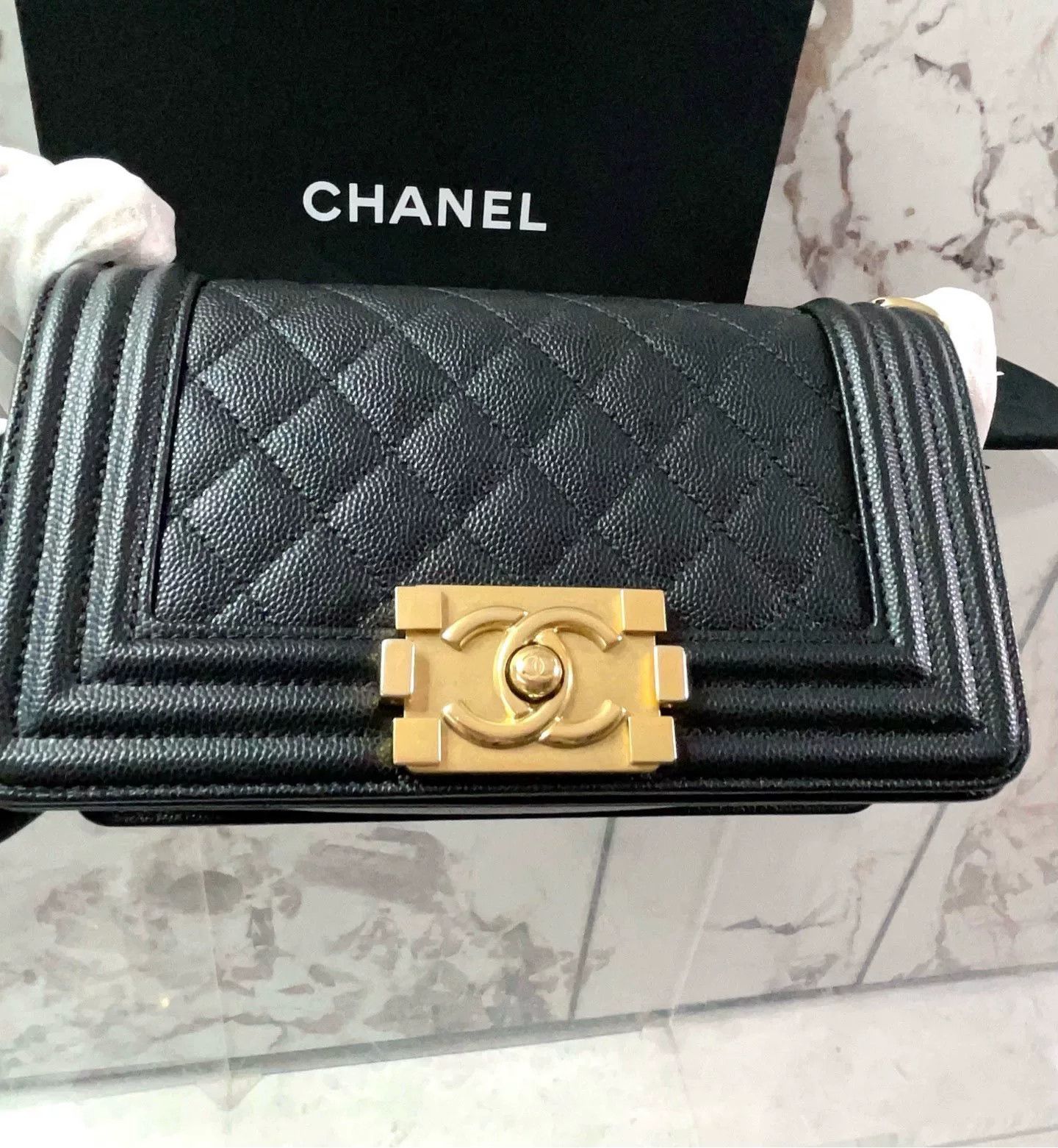 Chanel Pre-loved Bag Very good condition Size ONE SIZE - 7 Thumbnail
