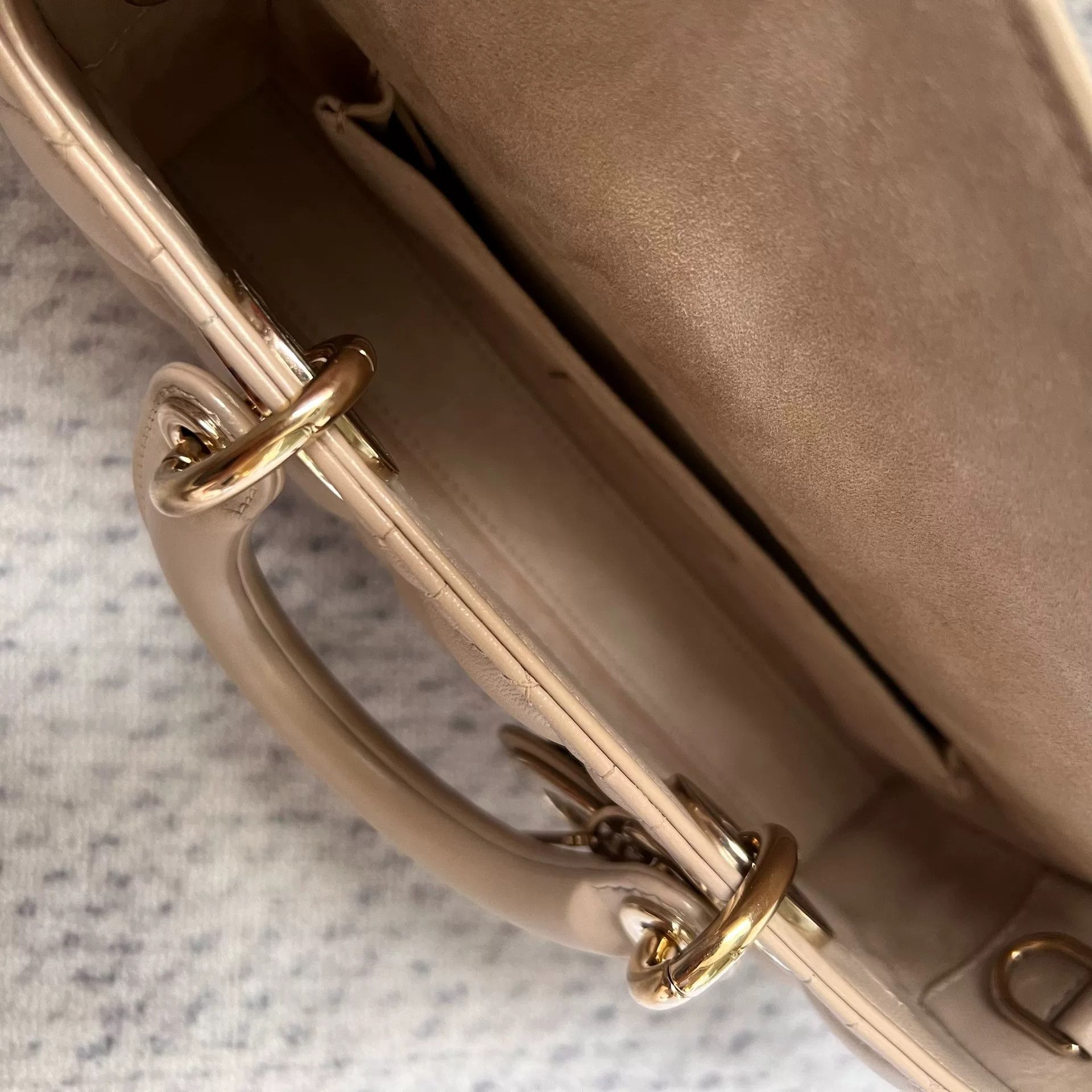 Dior Pre-loved Bag Very good condition Size ONE SIZE - 6 Thumbnail