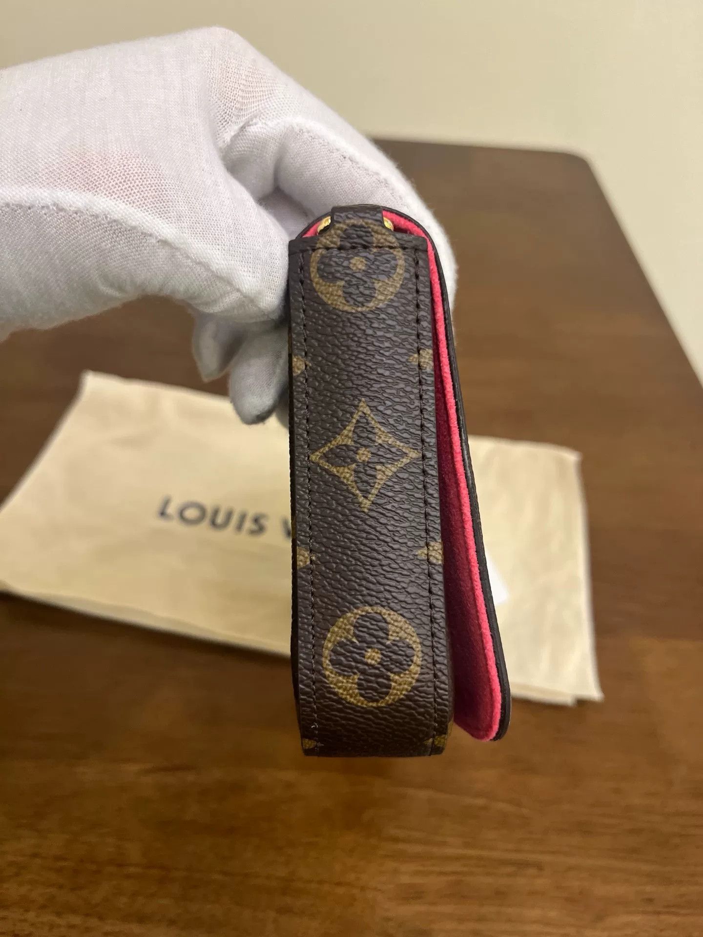 Louis Vuitton Pre-loved Bag Very good condition Size ONE SIZE - 5 Thumbnail