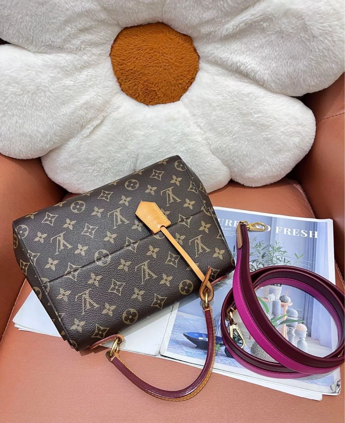 Louis Vuitton Pre-loved Bag Very good condition Size ONE SIZE - 3 Thumbnail