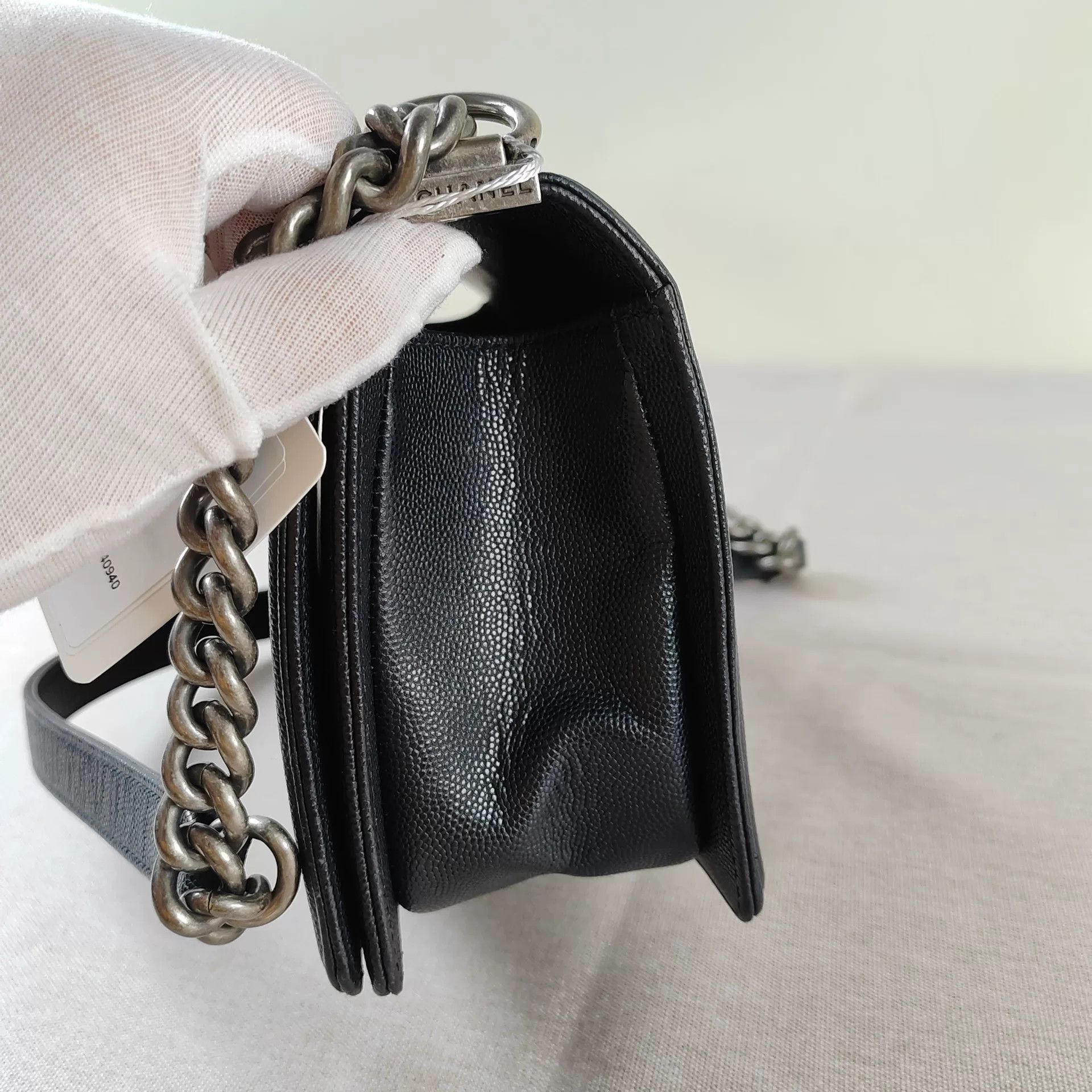 Chanel Pre-loved Bag Very good condition Size ONE SIZE - 4 Thumbnail