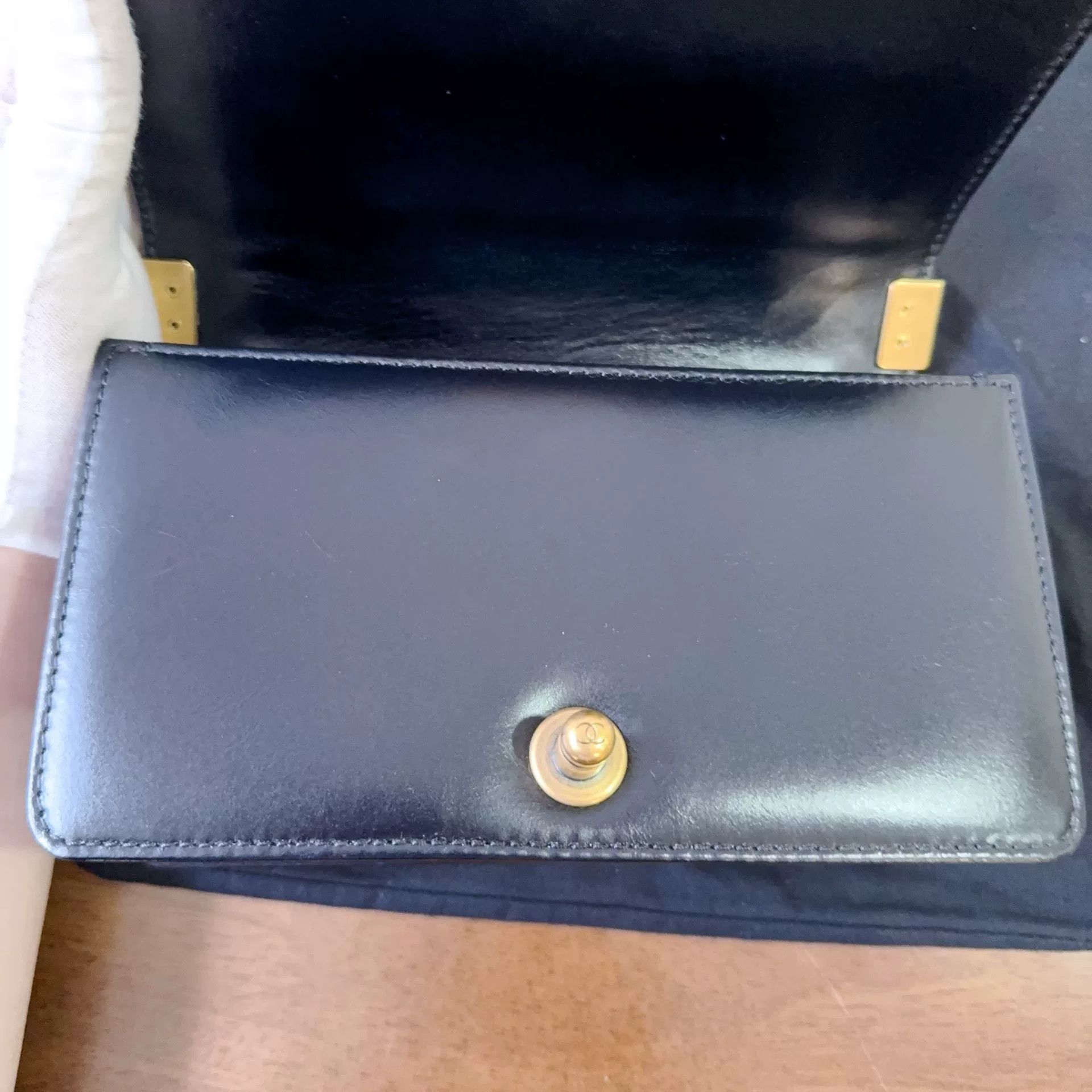 Chanel Pre-loved Bag Very good condition Size ONE SIZE - 7 Thumbnail