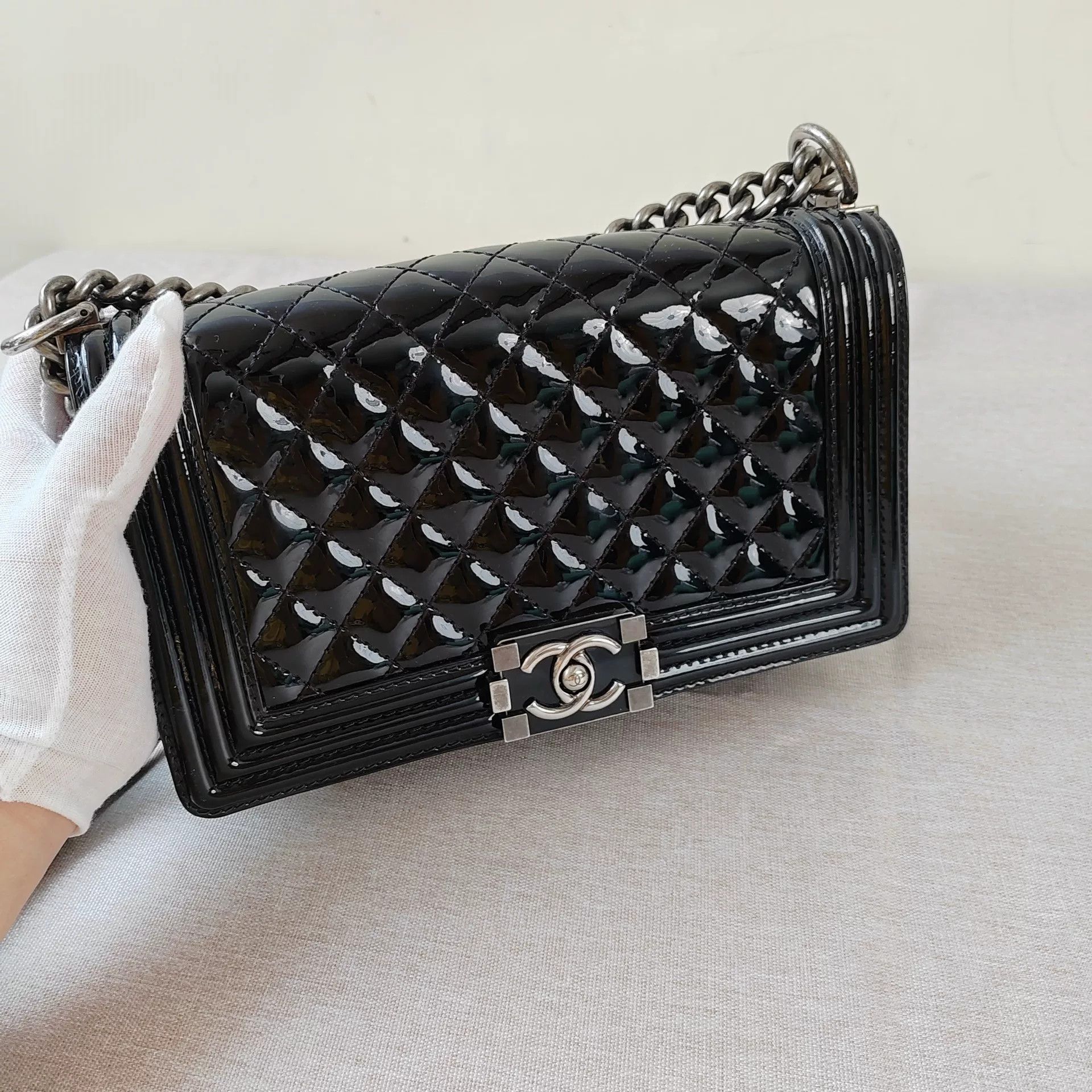 Chanel Pre-loved Bag Very good condition Size ONE SIZE - 8 Thumbnail