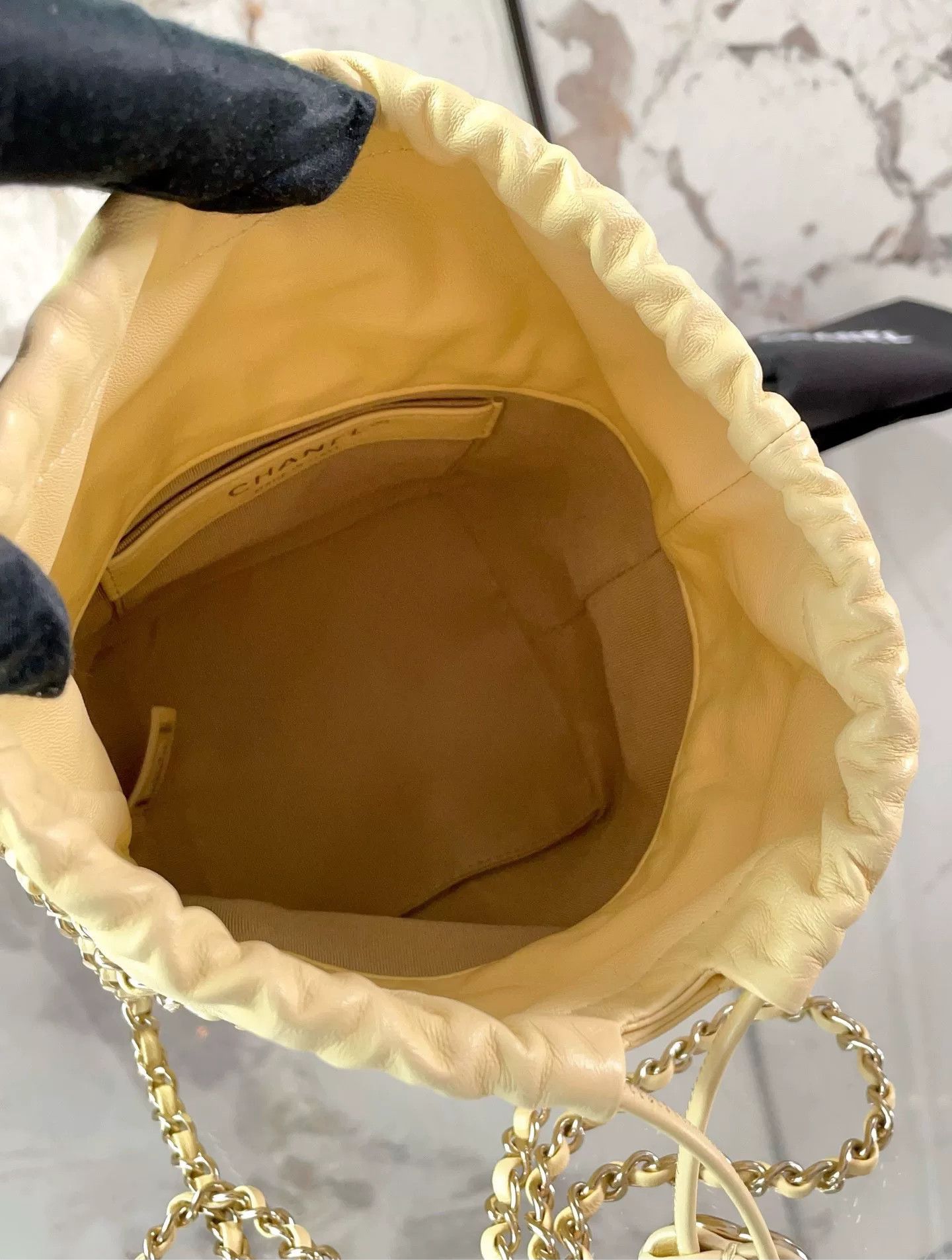 Chanel Pre-loved Bag Very good condition Size ONE SIZE - 9 Thumbnail