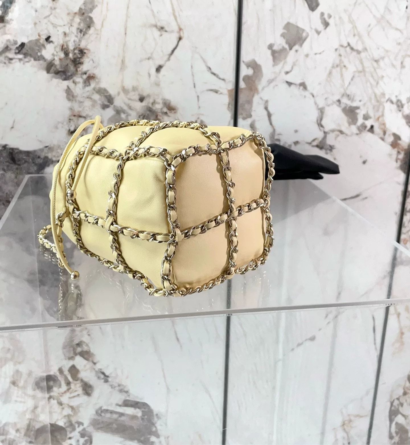 Chanel Pre-loved Bag Very good condition Size ONE SIZE - 5 Thumbnail
