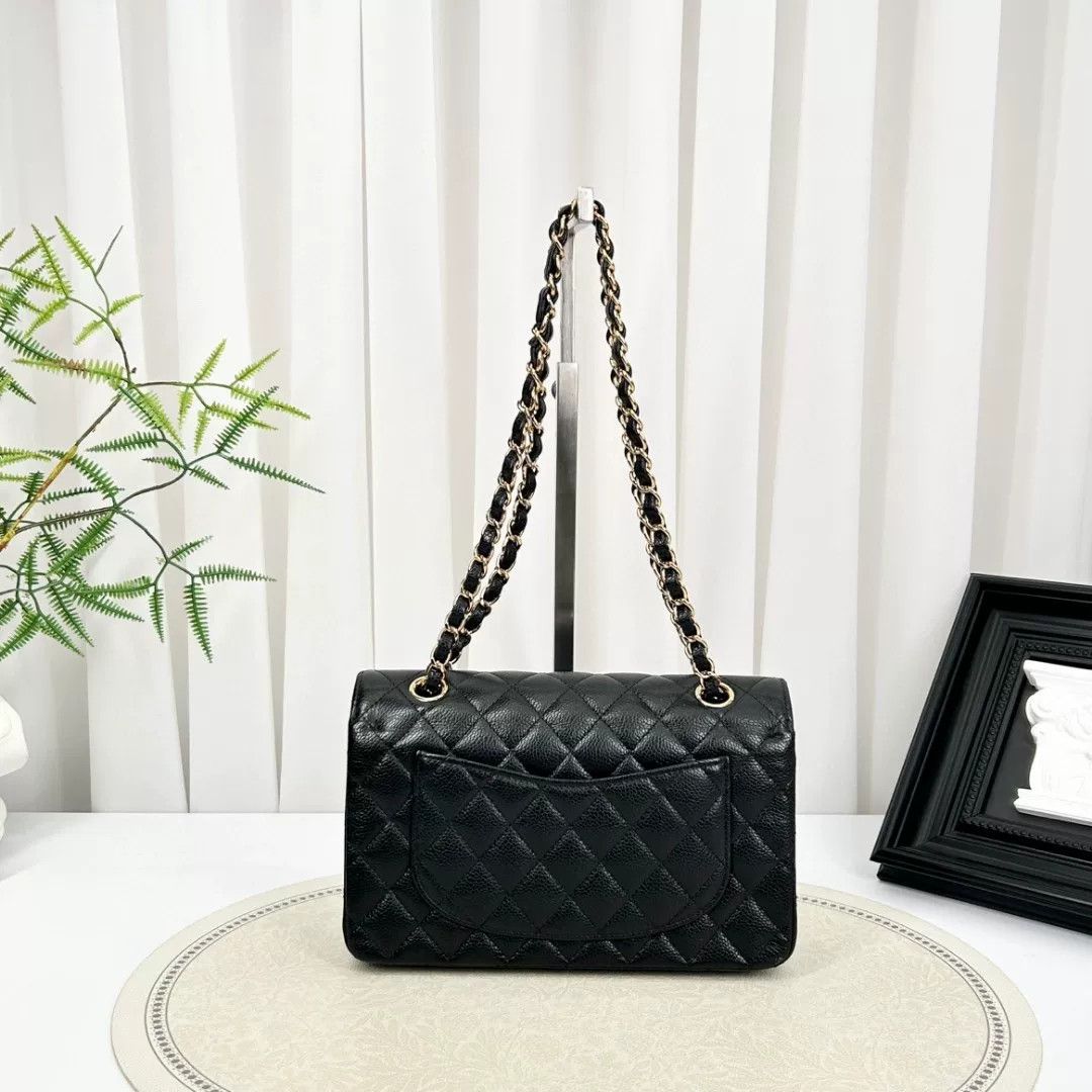Chanel Pre-loved Bag Very good condition Size ONE SIZE - 2 Thumbnail