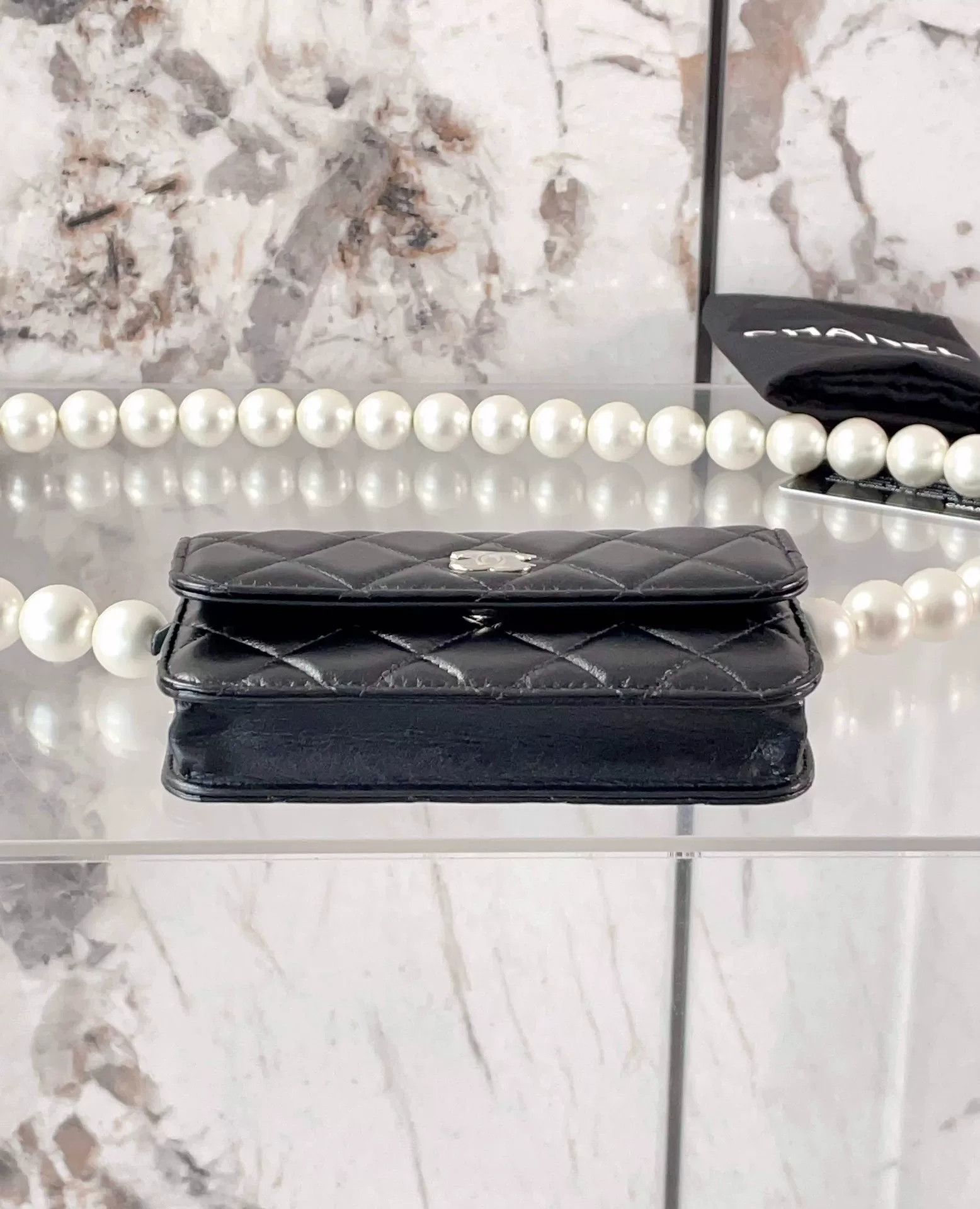 Chanel Pre-loved Bag Very good condition Size ONE SIZE - 4 Thumbnail