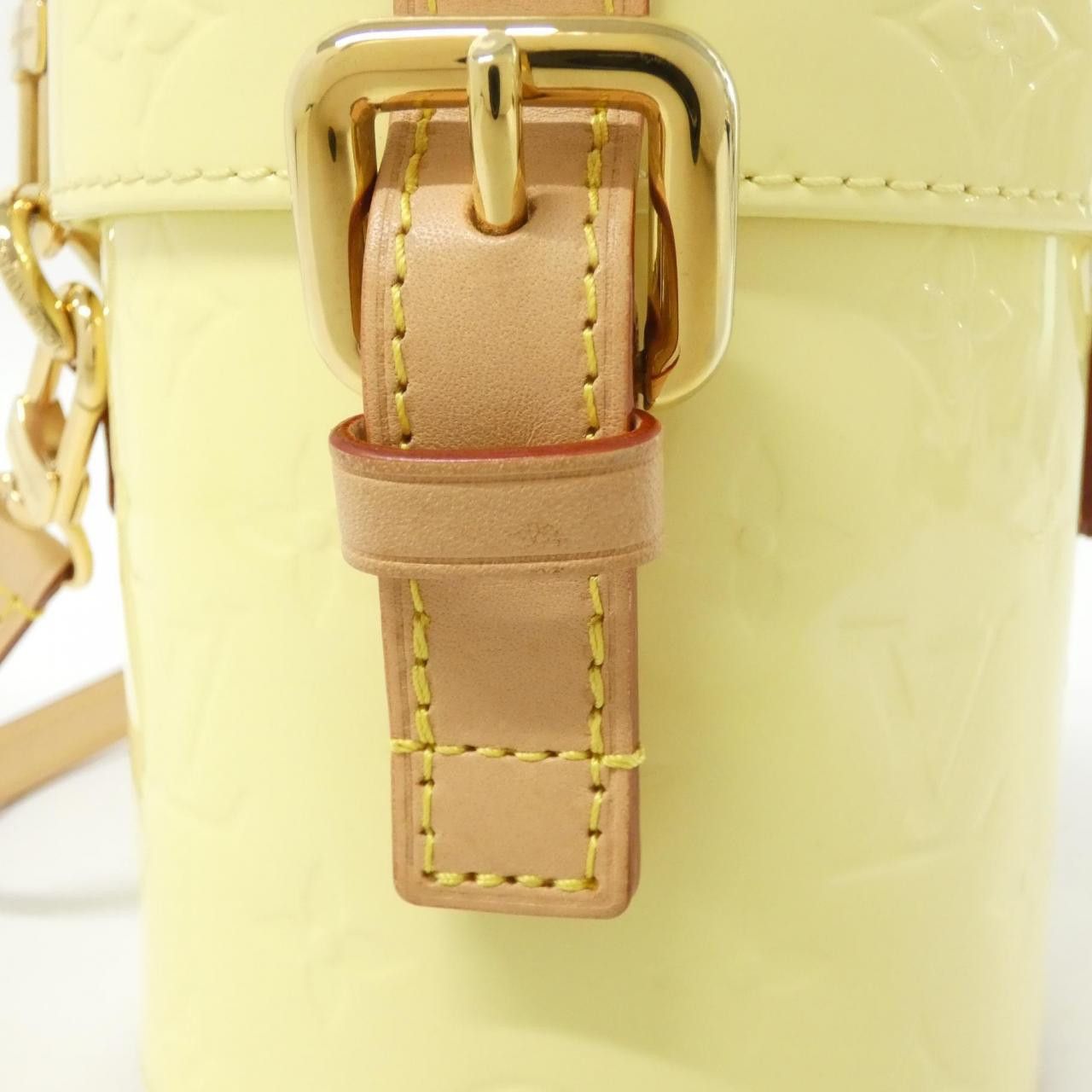 Louis Vuitton Louis Vuitton Louis Vuitton LV Remix Vernis Bag Plastic / Synthetic Crossbody Bag M24099 DUTY FREE for USA Size ONE SIZE - 4 Thumbnail