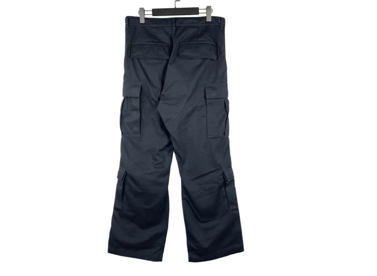 Balenciaga Black Cargo Pants with Multiple Pockets Size 30 Size US 30 / EU 46 - 2 Thumbnail