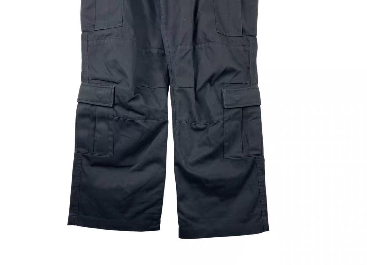 Balenciaga Black Cargo Pants with Multiple Pockets Size 30 Size US 30 / EU 46 - 4 Thumbnail