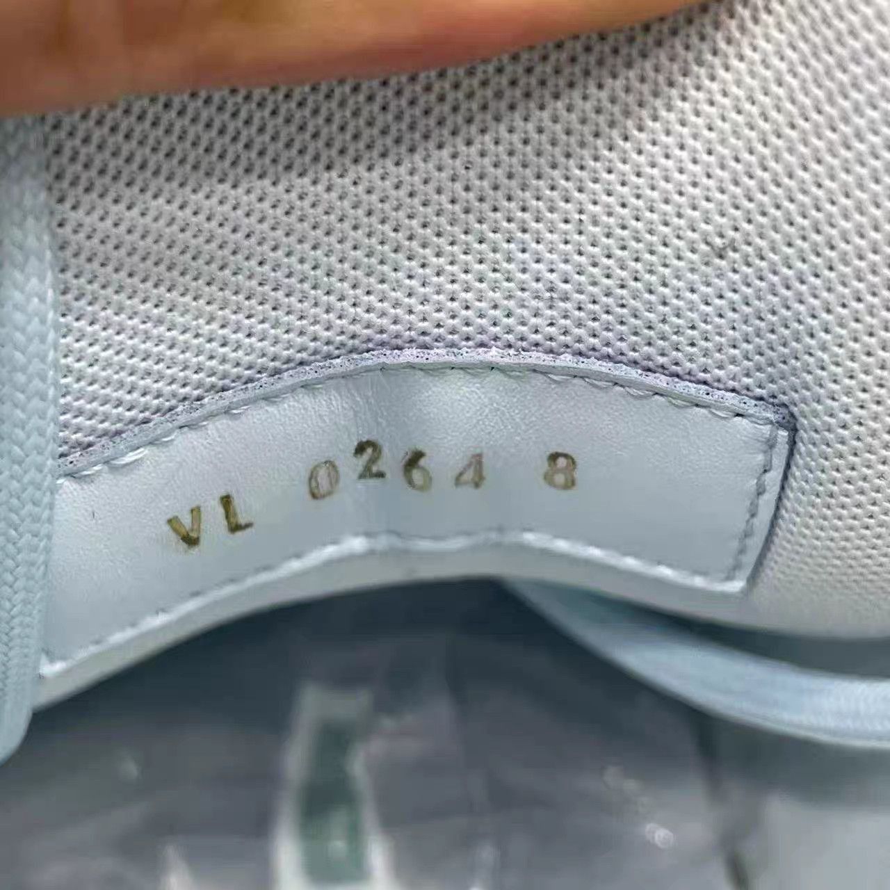 Louis Vuitton Blue Low-Top Sneakers Size 8 Size US 8 / EU 41 - 9 Thumbnail