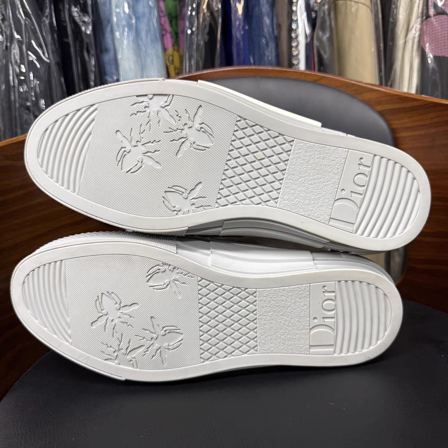 Dior White High-Top Sneakers Size 7 Size US 7 / EU 40 - 8 Thumbnail