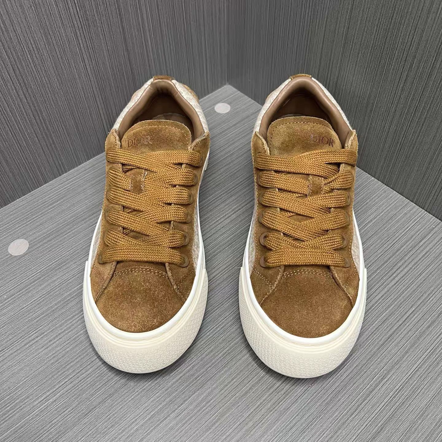 Dior Brown Low-Top Sneakers Size 10 Size US 10 / EU 43 - 2 Thumbnail