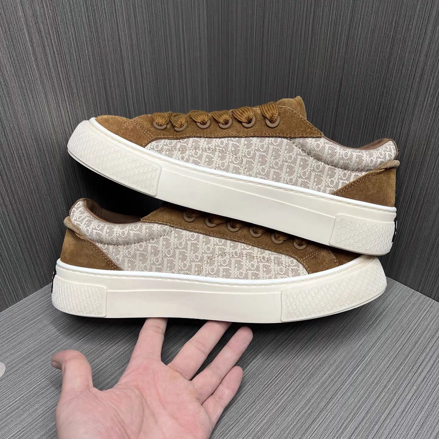Dior Brown Low-Top Sneakers Size 10 Size US 10 / EU 43 - 5 Thumbnail