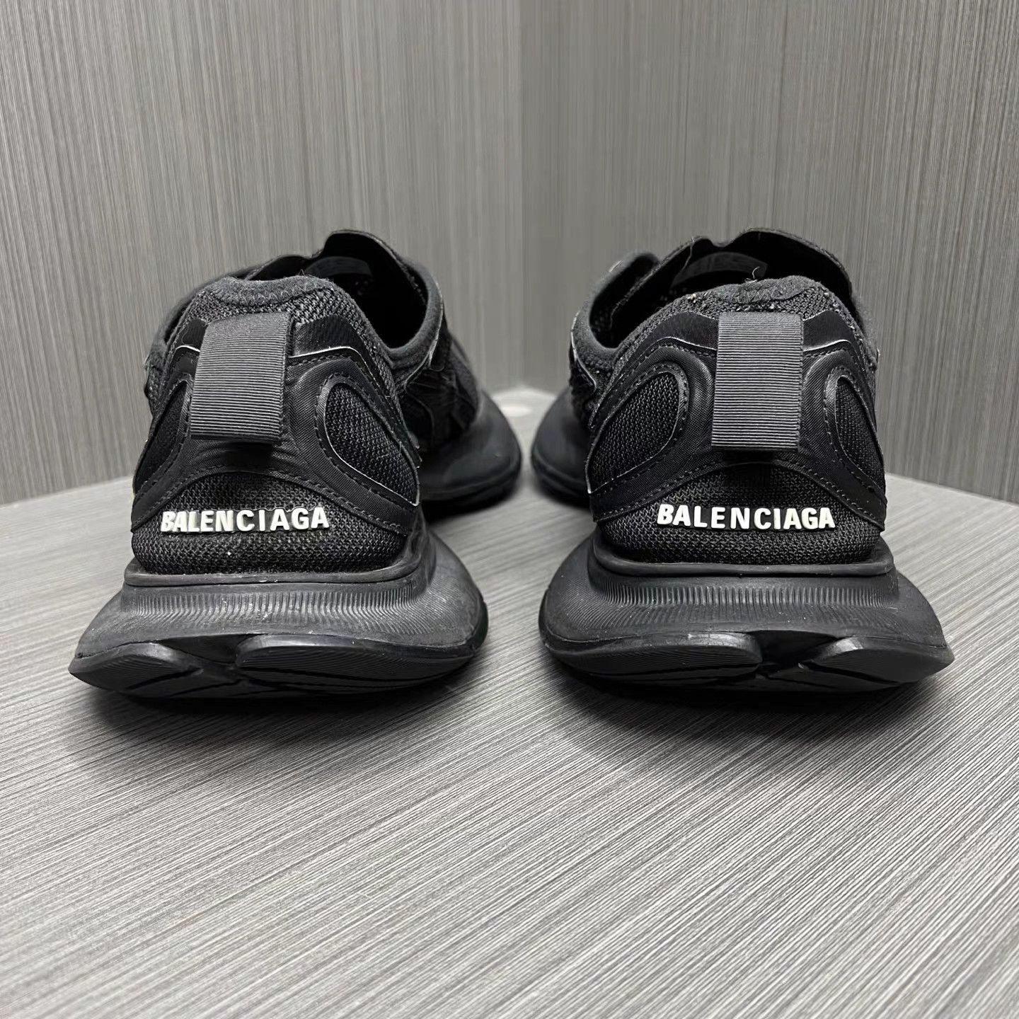 Balenciaga Black Low-Top Sneakers with Mesh Detailing Size US 10 / EU 43 - 3 Thumbnail