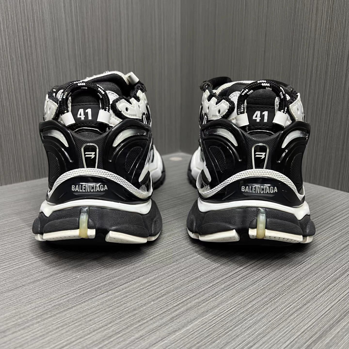 Balenciaga Black Athletic Running Sneakers Size 8 Size US 8 / EU 41 - 4 Thumbnail