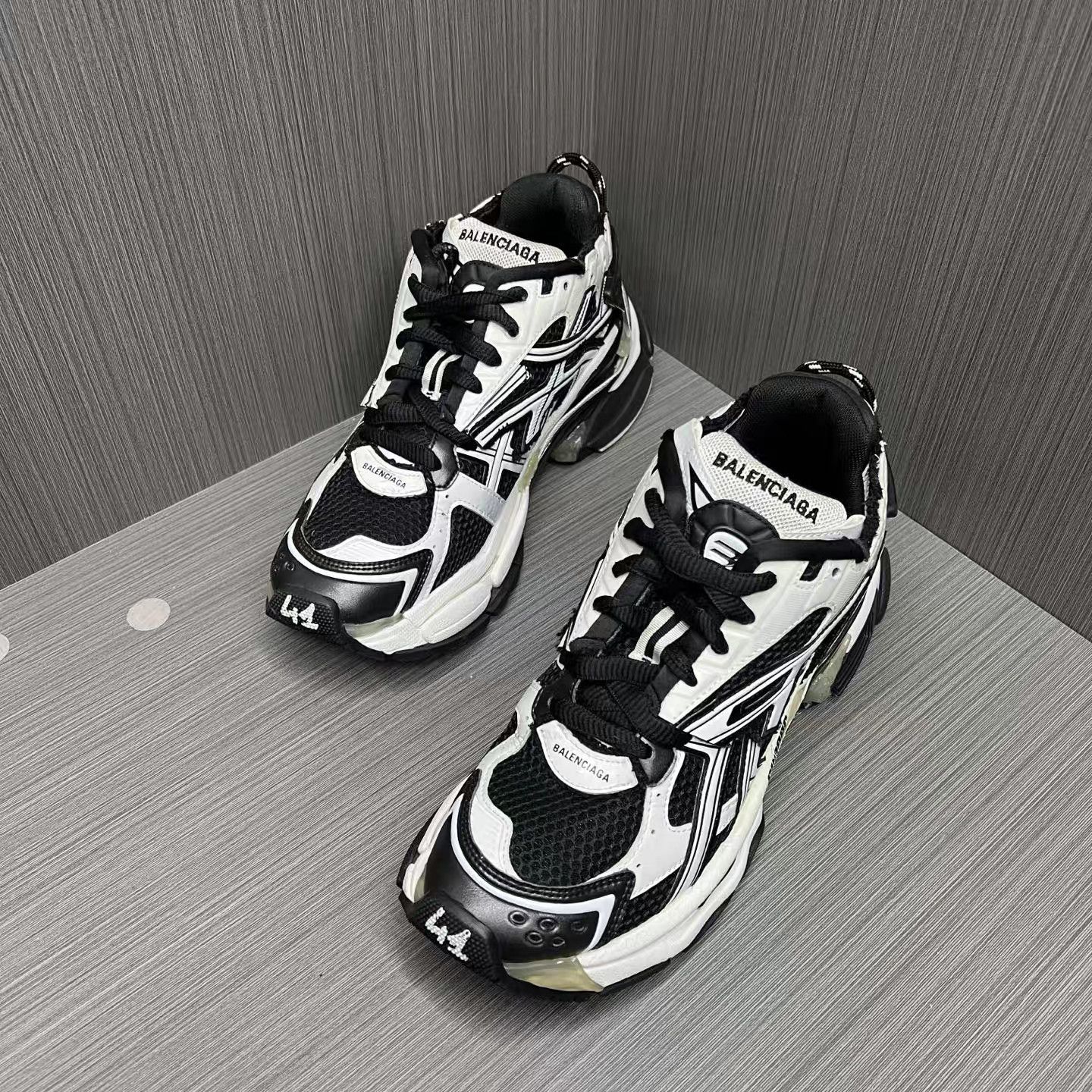 Balenciaga Black Athletic Running Sneakers Size 8 Size US 8 / EU 41 - 2 Thumbnail