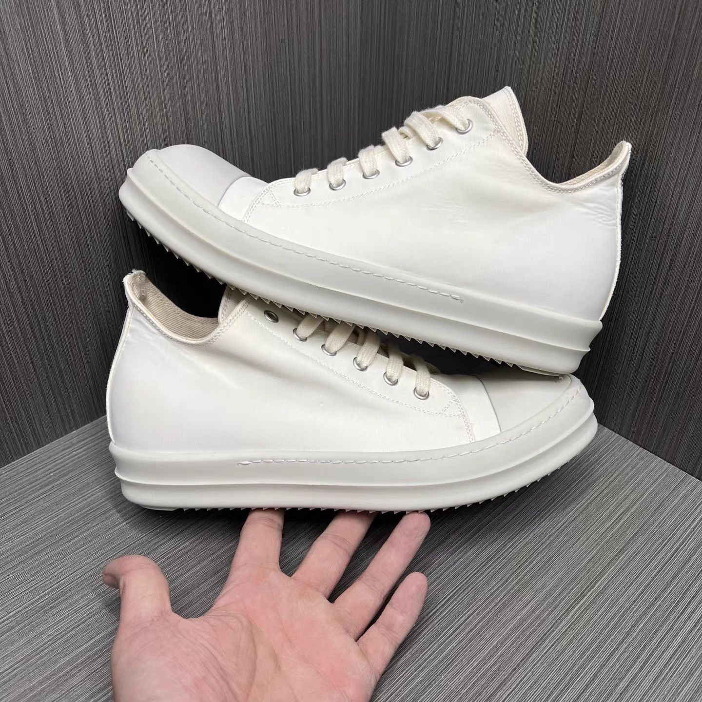 Rick Owens White Low-Top Sneakers Size 7 Size US 7 / EU 40 - 5 Thumbnail