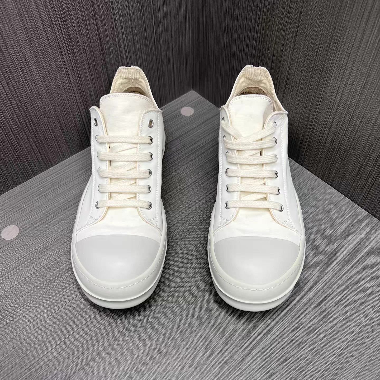 Rick Owens White Low-Top Sneakers Size 7 Size US 7 / EU 40 - 2 Thumbnail