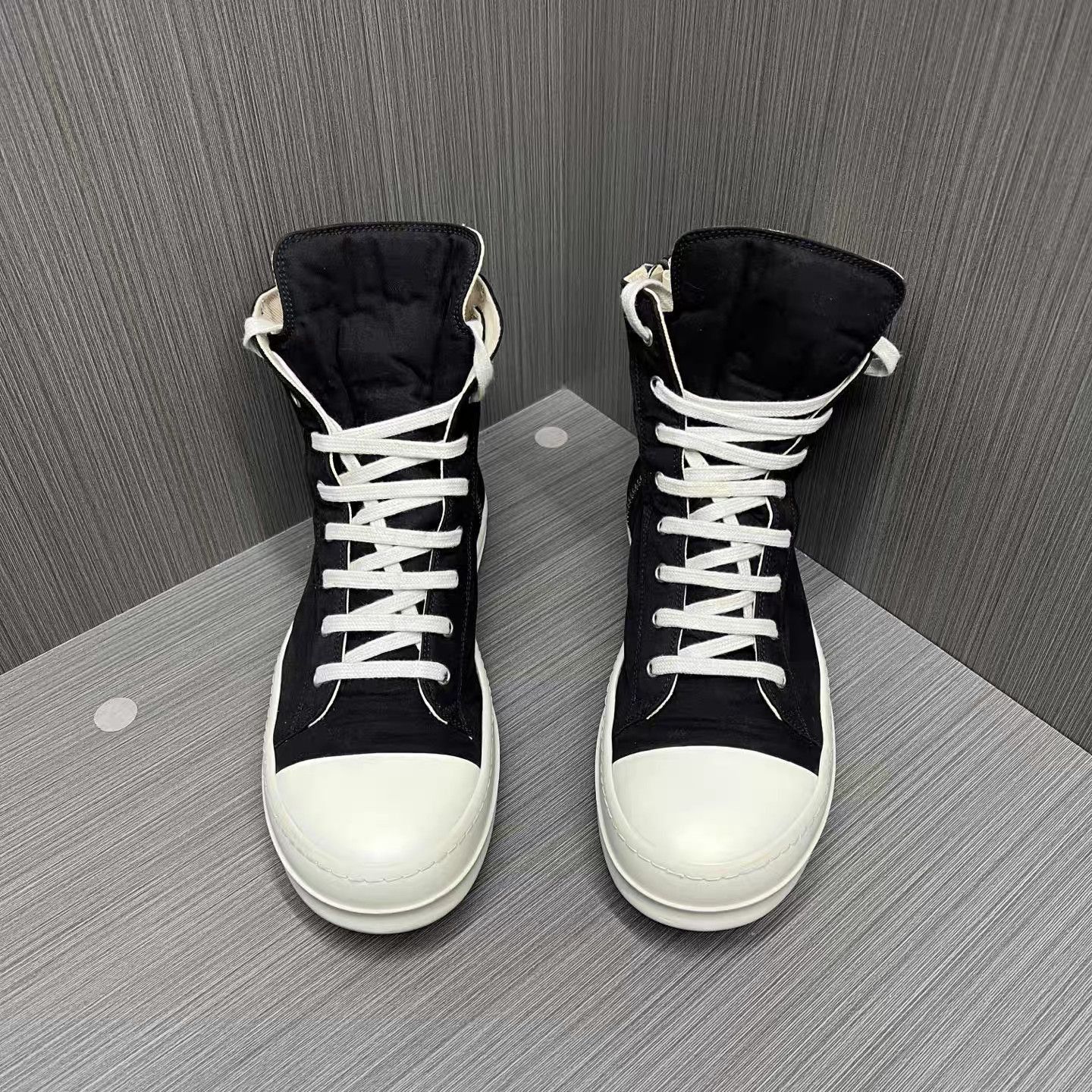 Rick Owens Black High-Top Sneakers Size 8 Size US 8 / EU 41 - 2 Thumbnail