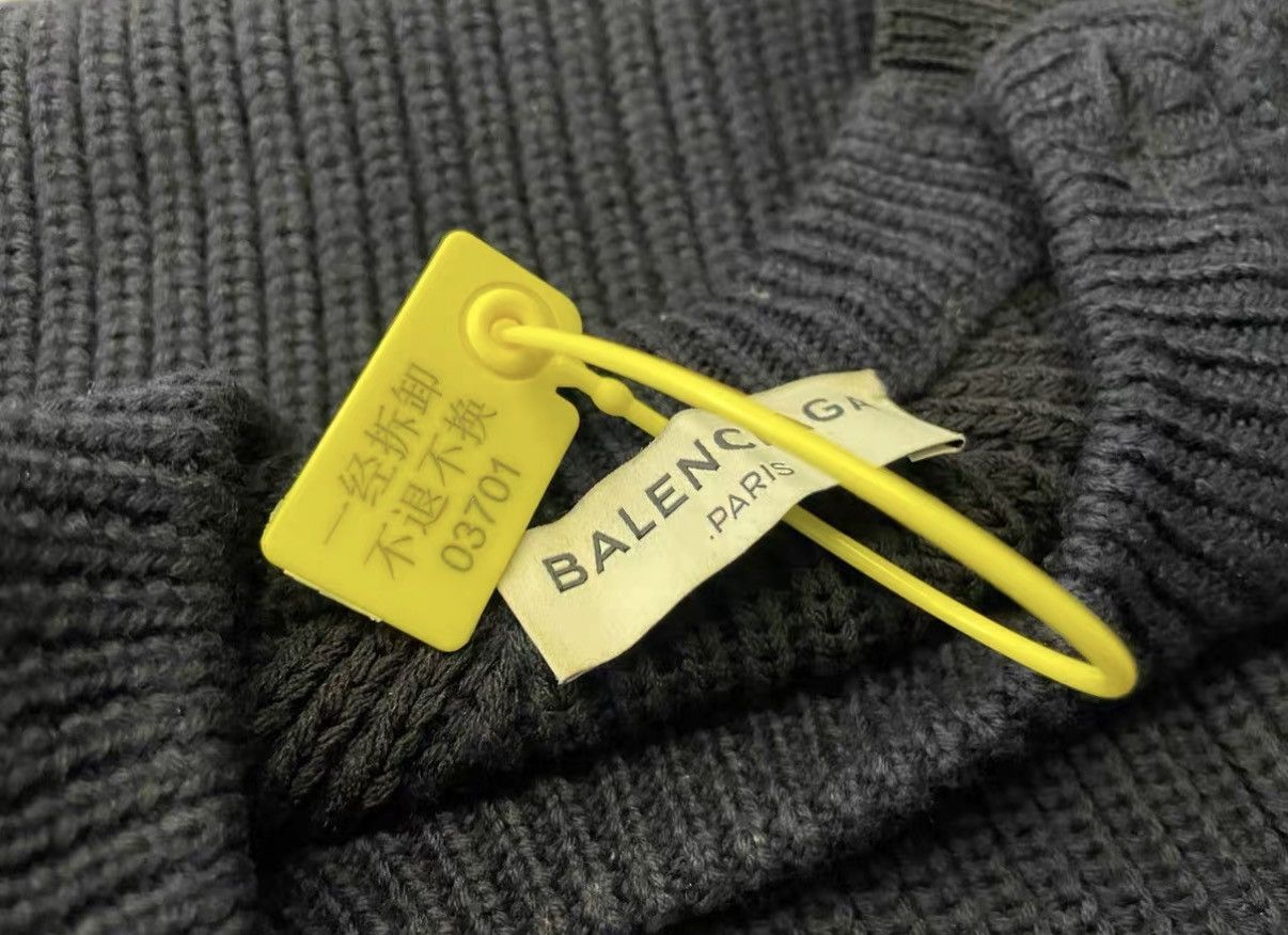 Balenciaga Blue Ribbed Long Sleeve Sweater Size US M / EU 48-50 / 2 - 5 Thumbnail